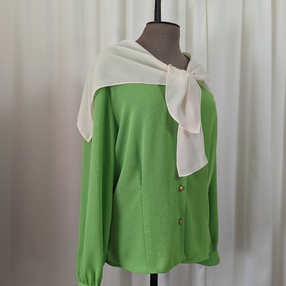 Vintage 1980s Lime Green Blouse with white Sailor Collar - Picture 8 of 8